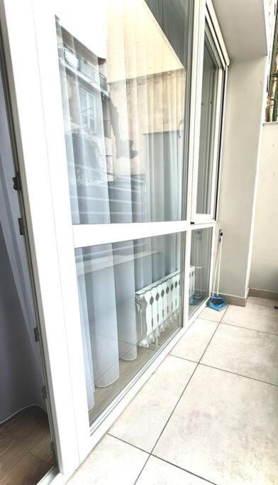 Modern City Center 2 Bedroom Apartment Sofya Dış mekan fotoğraf